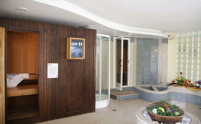 Фото отеля Hotel Bravo Condor