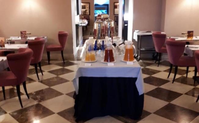 Фото отеля Leon's Place Hotel