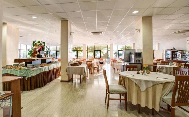 Фото отеля Atlas Hotel