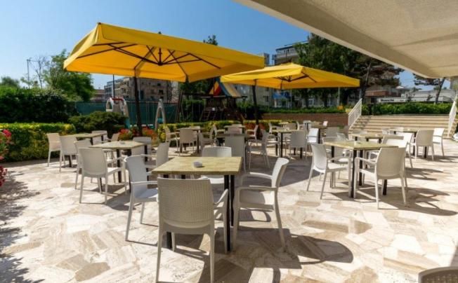 Фото отеля Beaurivage Hotel