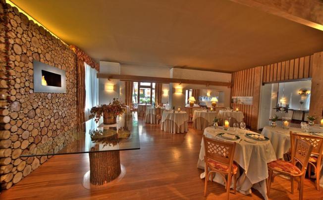 Фото отеля Cresta Et Duc Hotel