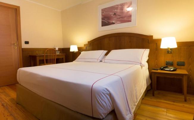 Фото отеля Cresta Et Duc Hotel