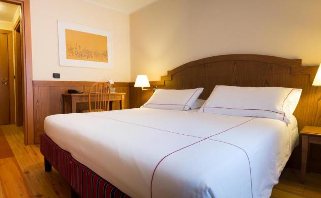 Фото отеля Cresta Et Duc Hotel