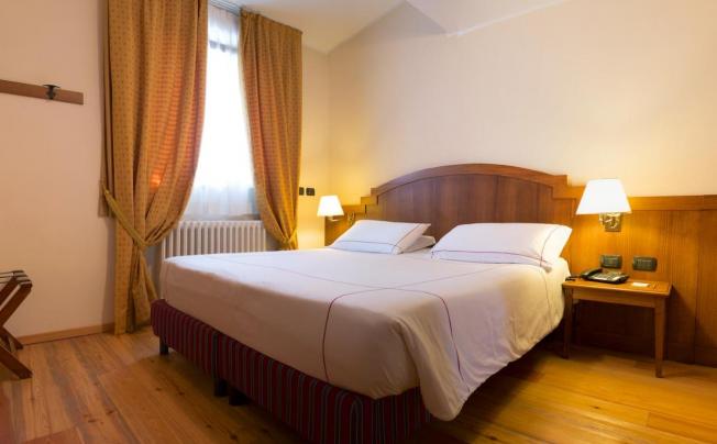 Фото отеля Cresta Et Duc Hotel