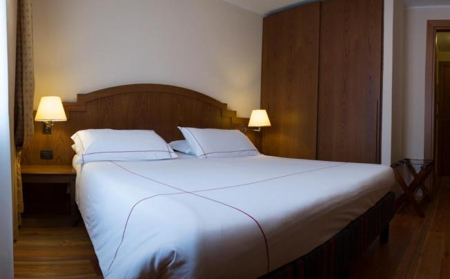 Фото отеля Cresta Et Duc Hotel