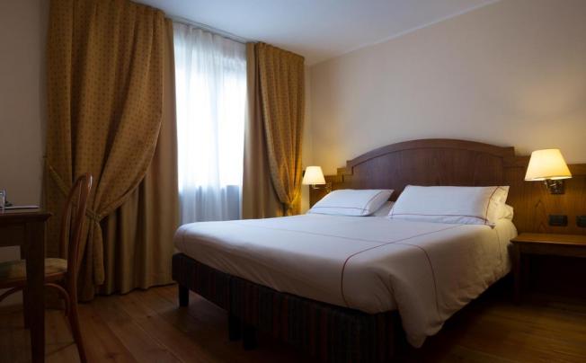 Фото отеля Cresta Et Duc Hotel