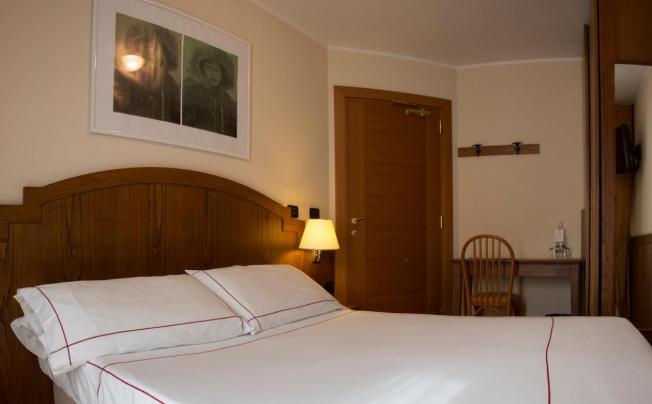 Фото отеля Cresta Et Duc Hotel