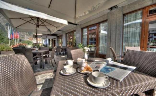 Фото отеля Cresta Et Duc Hotel