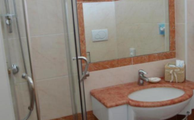 Фото отеля Dear Hotel