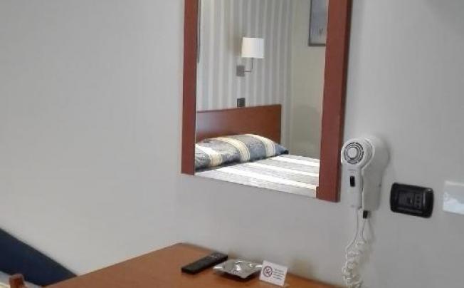 Фото отеля Dear Hotel