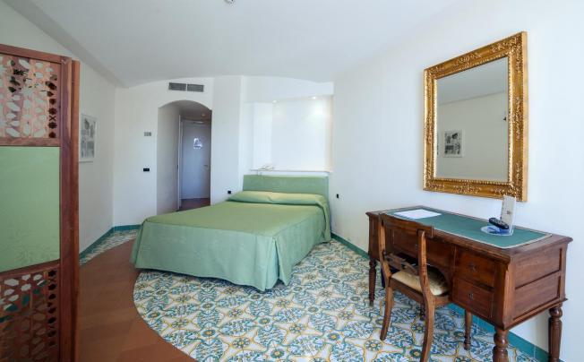 Фото отеля Graal Hotel