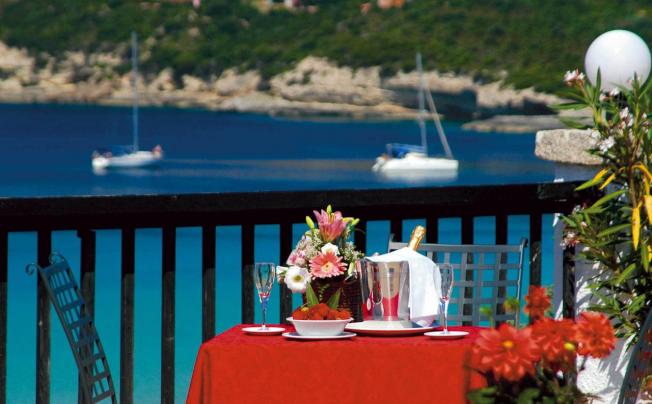 Фото отеля Colonna Grand Hotel Capo Testa