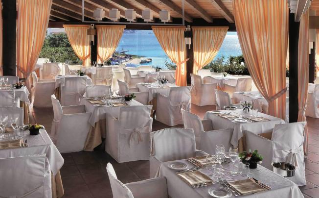 Фото отеля Colonna Grand Hotel Capo Testa