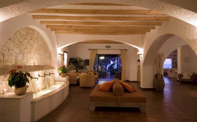 Фото отеля Colonna Grand Hotel Capo Testa