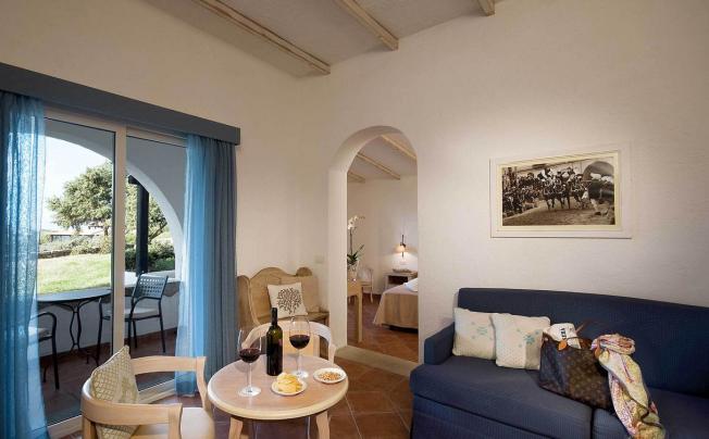 Фото отеля Colonna Grand Hotel Capo Testa
