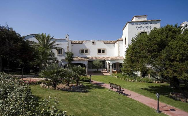 Фото отеля Colonna Grand Hotel Capo Testa