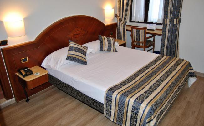 Фото отеля Mokinba Hotels Baviera