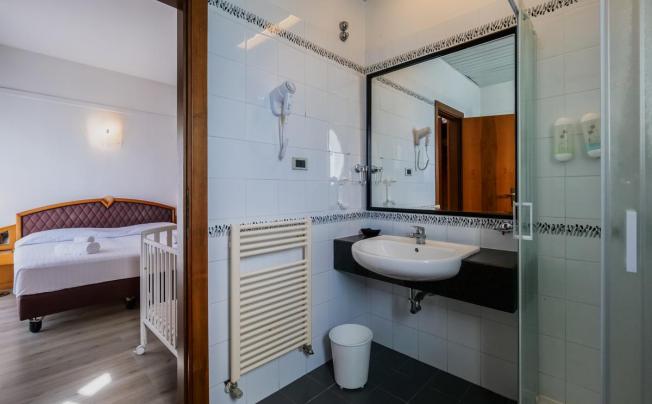 Фото отеля Hotel Continental E Dei Congressi