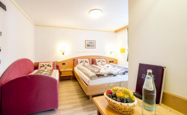 Фото отеля Villa Rosella Hotel