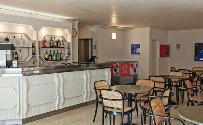 Фото отеля Cosmos Hotel
