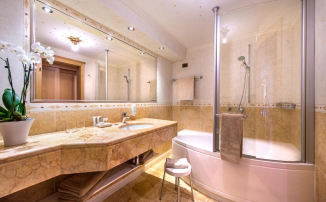 Фото отеля Alpen Hotel Corona