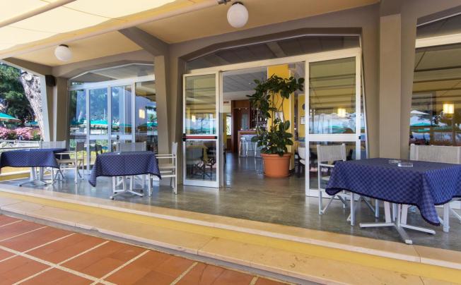 Фото отеля Bellevue Et Mediterranee Hotel