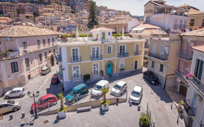 Фото отеля Piccolo Grand Hotel