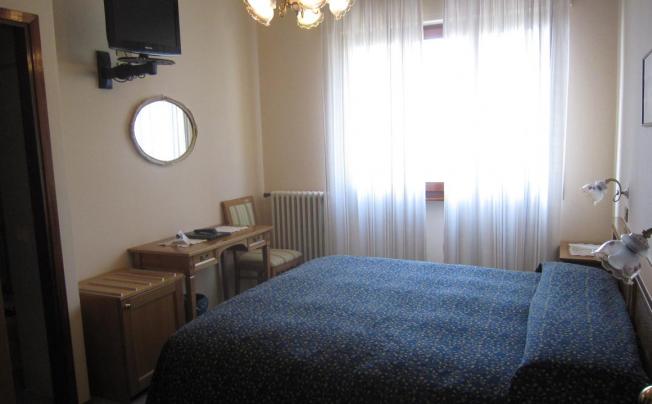 Фото отеля Sole Hotel