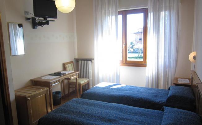 Фото отеля Sole Hotel
