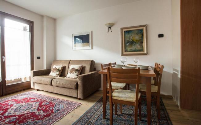 Фото отеля Chalet Santa Barbara