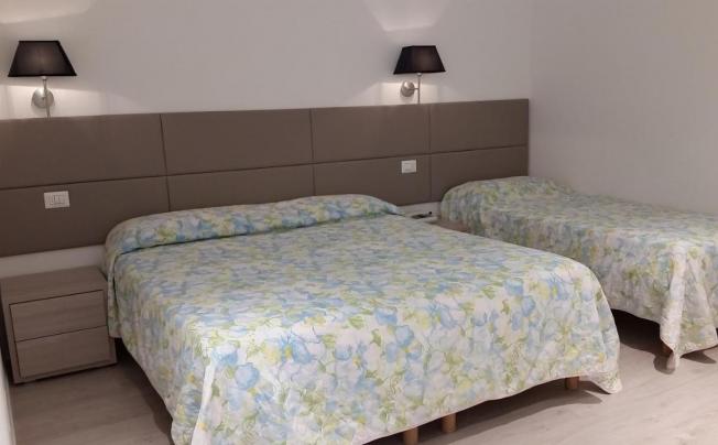 Фото отеля Chic Hotel