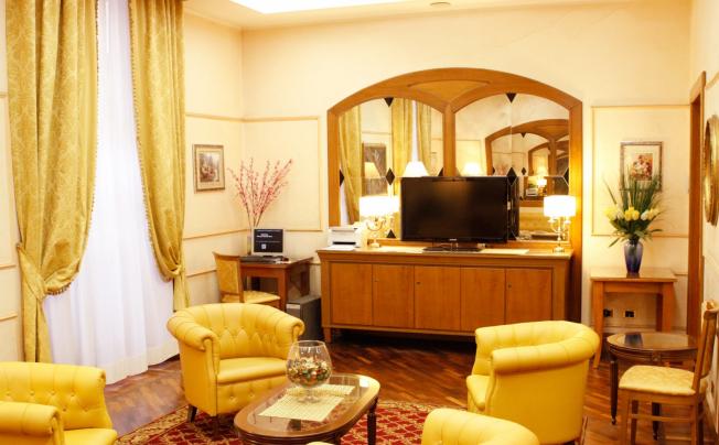 Фото отеля Hotel leonardi torino