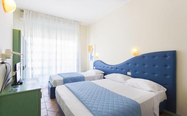 Фото отеля Bellariva Family Hotel