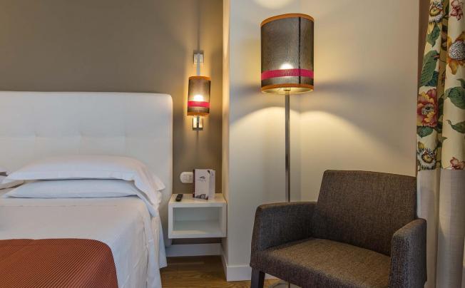 Фото отеля Caravel Hotel