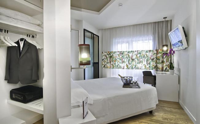 Фото отеля Caravel Hotel