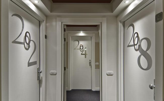 Фото отеля Caravel Hotel