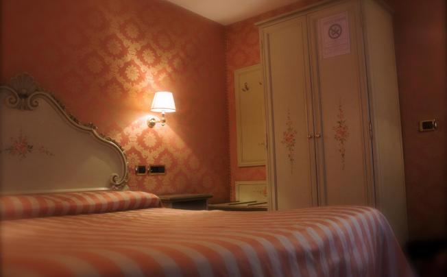 Фото отеля Hotel Lux