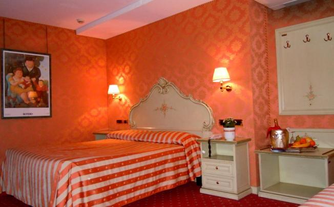 Фото отеля Hotel Lux