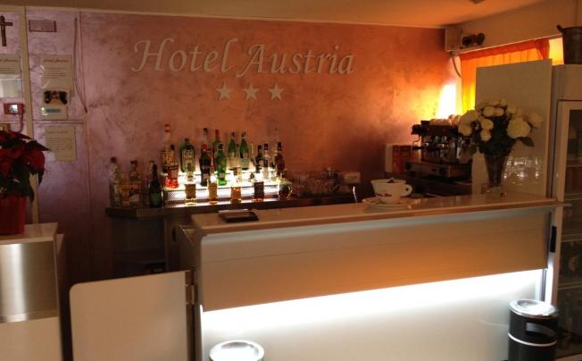 Фото отеля Austria Hotel
