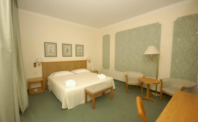 Фото отеля Grand Hotel