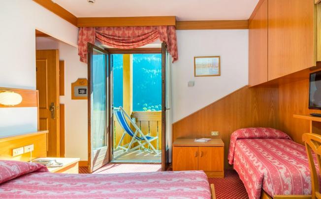 Фото отеля Bellavista Hotel Pinzolo