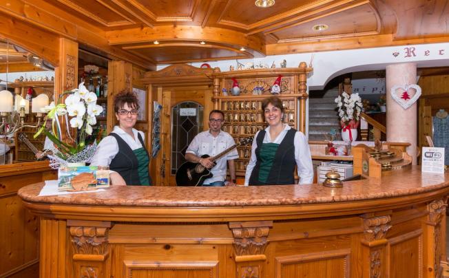 Фото отеля Bellavista Hotel Pinzolo