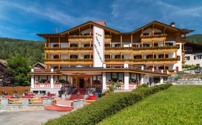 Фото отеля Bellavista Hotel Pinzolo