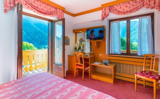 Фото отеля Bellavista Hotel Pinzolo