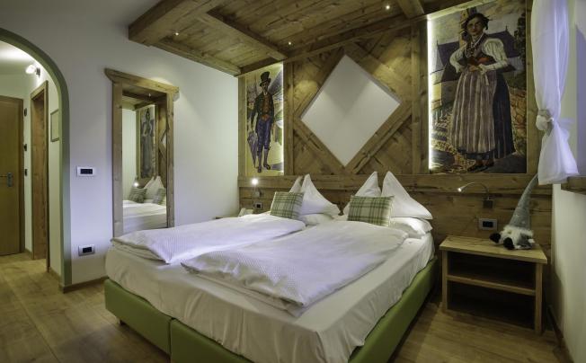 Фото отеля Azola Hotel