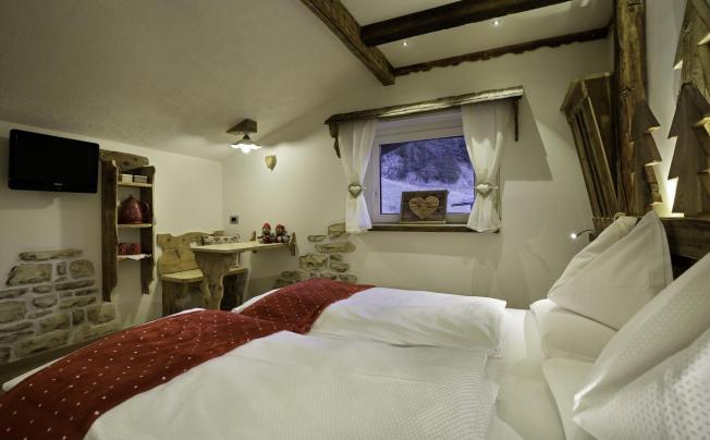 Фото отеля Azola Hotel