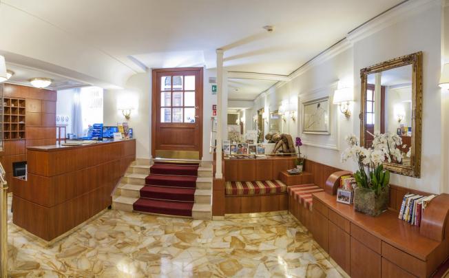 Фото отеля Modigliani Hotel