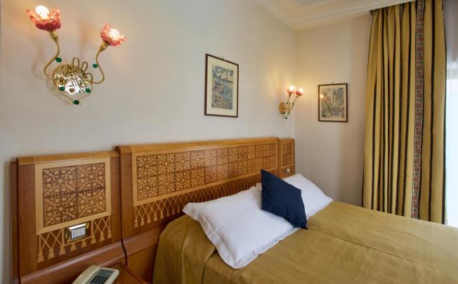 Фото отеля Grand Hotel Flora