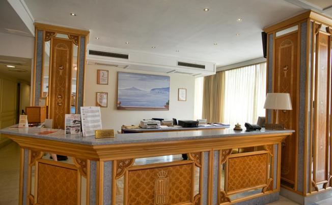 Фото отеля Grand Hotel Flora