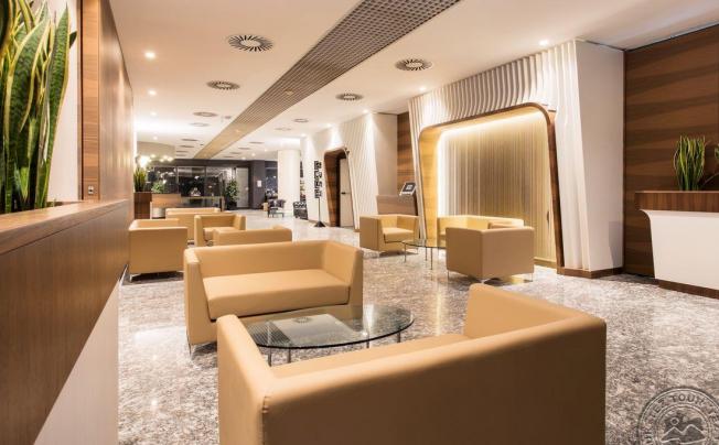 Фото отеля Waldorf Palace